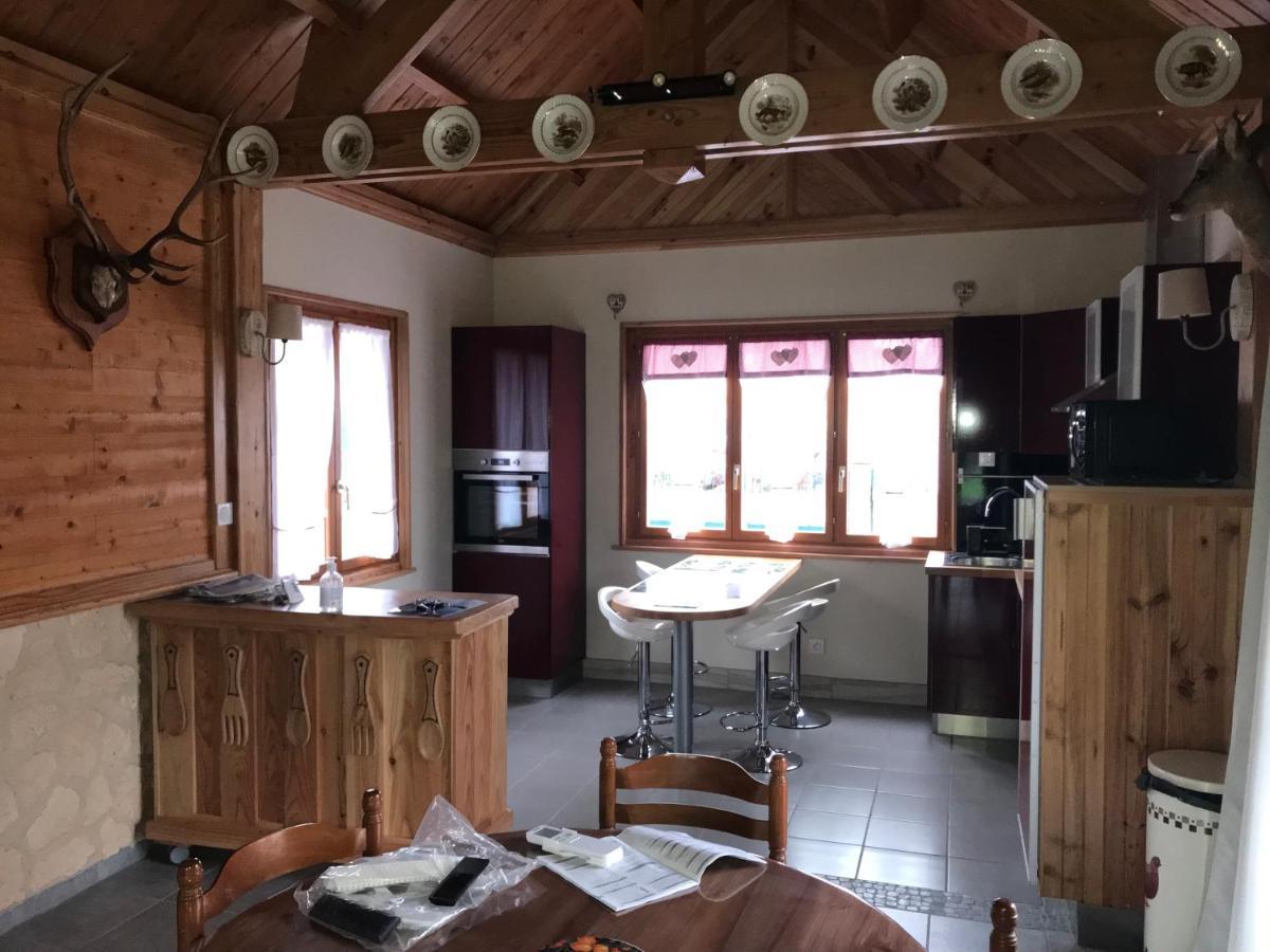 Le Chalet Saint-Quentin-Lamotte-Croix-au-Bailly Eksteriør bilde